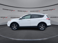 Engine: Gas 4cyl 2.5L L/100Km City: 10.5 L/100Km Hwy: 8.3 Safety Equipment Electronic Stability Cont... (image 4)