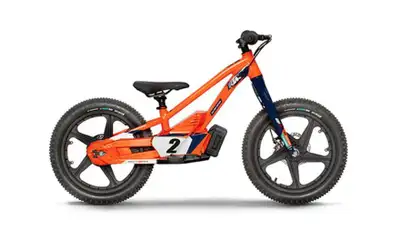 The KTM 18eDRIVE FACTORY EDITION is the next choice in the eDRIVE range and is ready to deliver a wh...