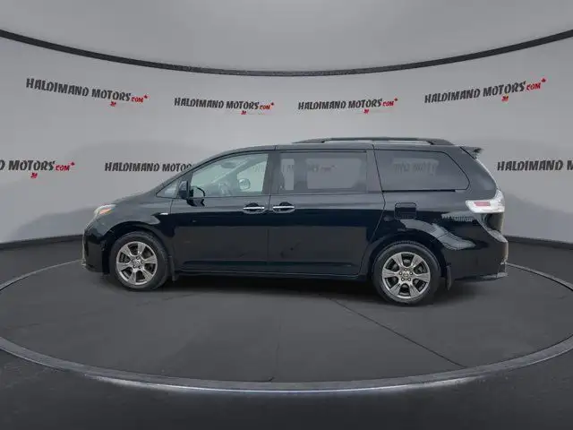 2020 Toyota Sienna SE63672054583681124