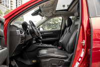 MAZDA inspection can be arranged upon request! Highlighted Vehicle Features: LEATHER INTERIOR, SUNRO... (image 7)