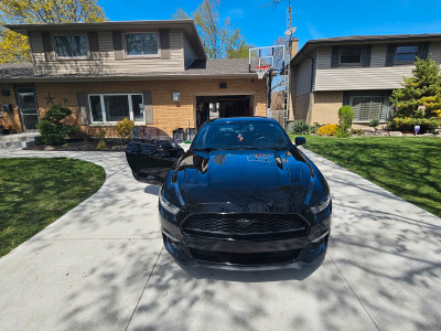 2015 Ford Mustang EcoBoost Premium