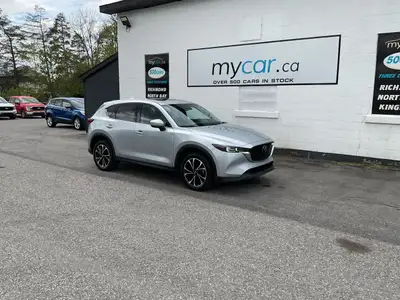 Contact us if you have any questions at 613-317-1941 LOW MILEAGE!!!! SUNROOF. BACKUP CAM. NAV. HEATE...