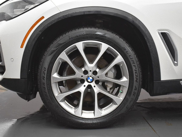 2022 BMW X5 40i x-DRIVE Premium Essential Package | Panoramic Ro in Cars & Trucks in City of Halifax - Image 4