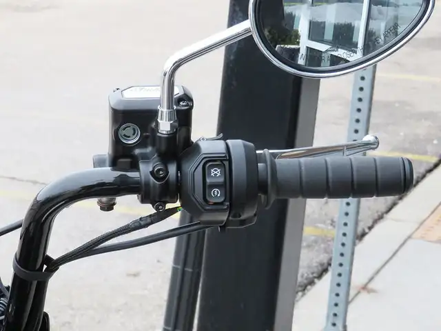 2025 Indian Motorcycle Sport Scout Sixty Limited Blue Dusk in Street, Cruisers & Choppers in Cambridge - Image 15