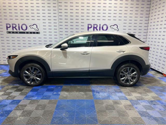 2022 Mazda CX-30 in Cars & Trucks in Ottawa - Image 2