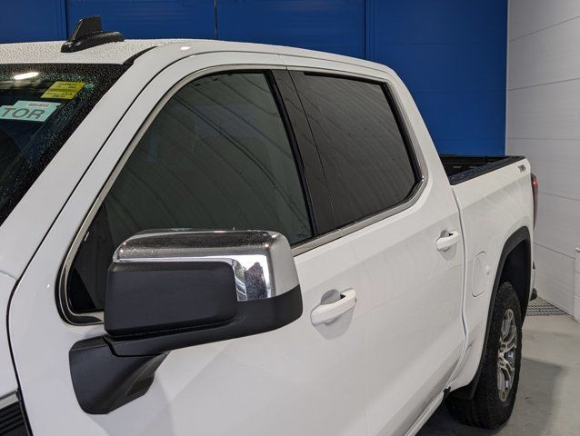 2025 GMC Sierra 1500 SLE- X31 Offroad Package in Cars & Trucks in Barrie - Image 3