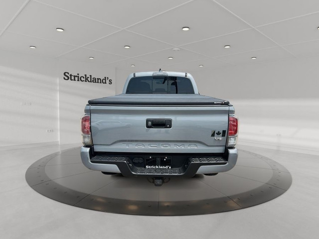 2020 TOYOTA TACOMA 4X4 DOUBLE CAB in Cars & Trucks in Stratford - Image 4