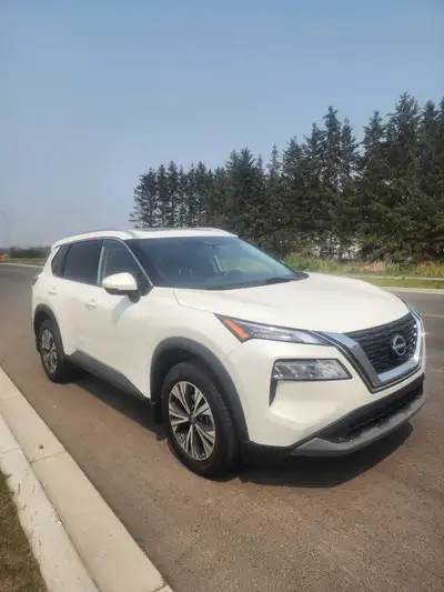 2022 Nissan Rogue for sale 15500$ 1.5L gas engine Mechanical zero issues All wheel drive Some hail d...