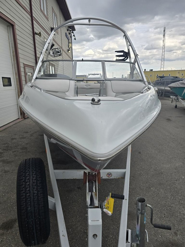 2006 Tige Boats 22V Surf Boat FINANCING AVAILABLE in Personal Watercraft in Kelowna - Image 4