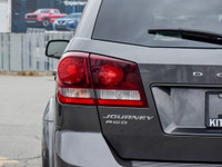 Engine: V6 Cylinder Engine 3.6L L/100Km City: 12.9 L/100Km Hwy: 8.4 Safety Equipment ABS And Driveli... (image 5)