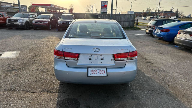 2008 Hyundai Sonata GLS, LEATHER, SUNROOF, 4 CYL, AUTO, CERTIFIE in Cars & Trucks in London - Image 4