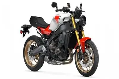 Engine Type: Horizontal In-line Displacement: 54.3 cu. in. (890 cc) Bore and Stroke: Bore: 3.07 in....