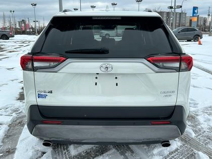 2020 Toyota RAV4 LIMITED AWD *LOW KMS* in Cars & Trucks in Edmonton - Image 4