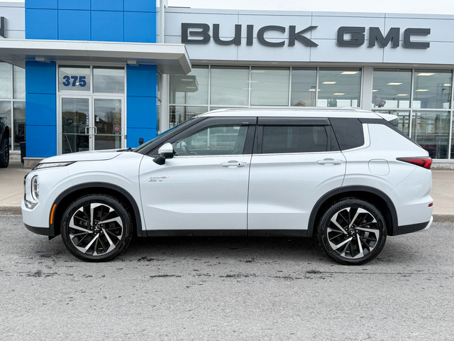 2023 Mitsubishi Outlander Plug-In Hybrid SEL 2.4L 4 CYL WITH... in Cars & Trucks in Ottawa - Image 2