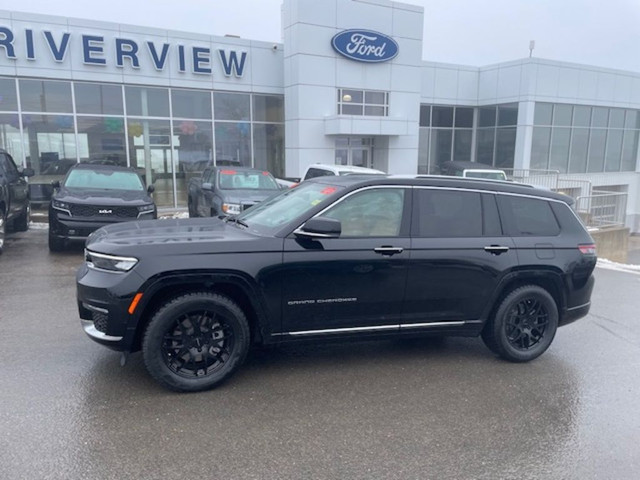  2023 Jeep Grand Cherokee L SUMMIT RESERVE in Cars & Trucks in Fredericton