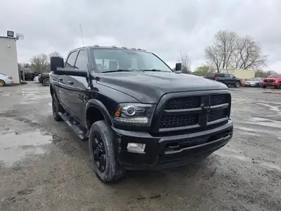 2016 Ram 2500 Laramie Crew Cab 4x4 with the 6.7L Cummins Diesel and only 158,000kms. Leather, Front...