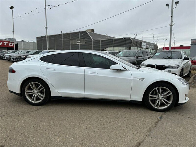 2015 Tesla Model S 85D in Cars & Trucks in Edmonton - Image 4