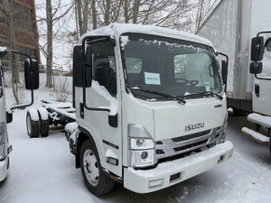 2025 ISUZU NRR