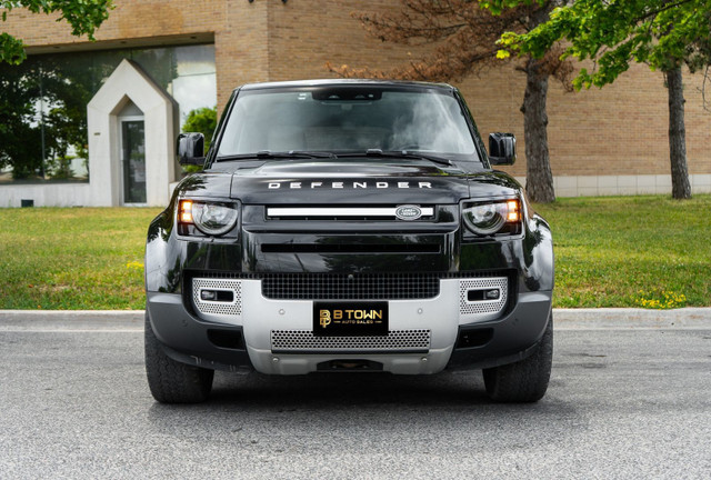 2020 Land Rover Defender HSE in Cars & Trucks in Mississauga / Peel Region - Image 2
