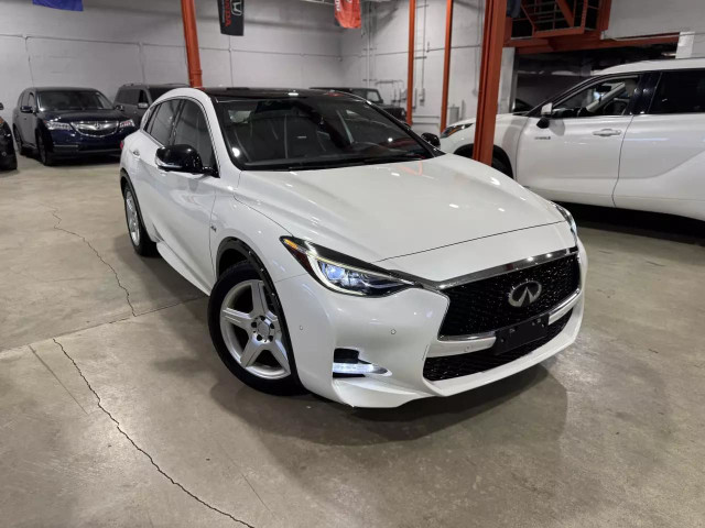 2017 INFINITI QX30 Premium in Cars & Trucks in City of Montréal - Image 4