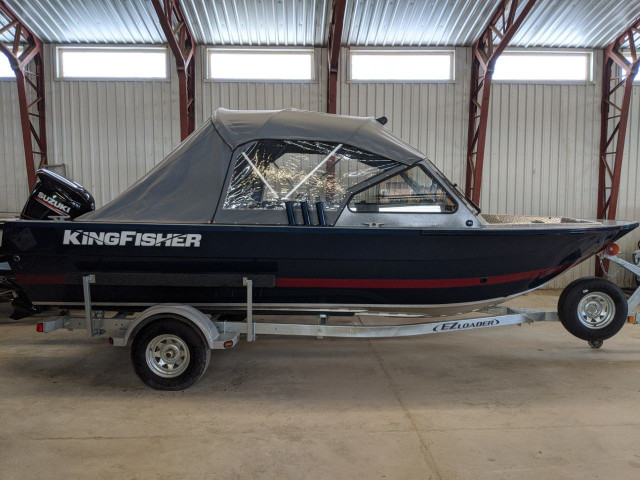 2024 Kingfisher Boats Falcon 2025 Twilight Blue Yamaha F150 in Powerboats & Motorboats in Barrie