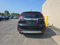 Experience the reliability and practicality of this 2016 Honda CR-V SE AWD. With 171,000 km, this SU... (image 4)