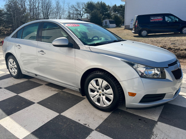 2013 Chevrolet Cruze LT - FWD, TURBO, Power windows, Cruise, A.C in Cars & Trucks in Annapolis Valley - Image 3