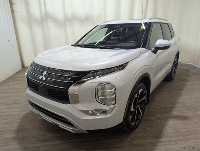 2024 Mitsubishi Outlander SEL No Accidents! in Cars & Trucks in Calgary - Image 3