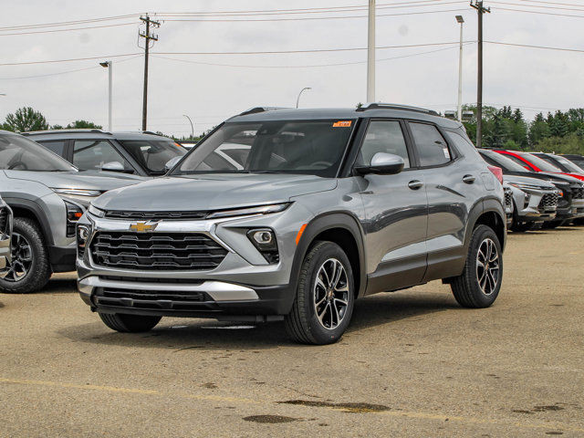 2026 Chevrolet Trailblazer LT in Cars & Trucks in Edmonton - Image 4