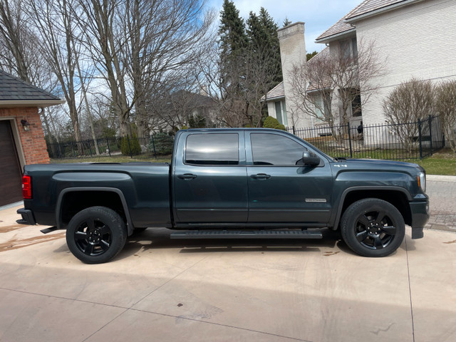 2018 GMC Sierra 1500 SLE Elevation in Cars & Trucks in London - Image 3