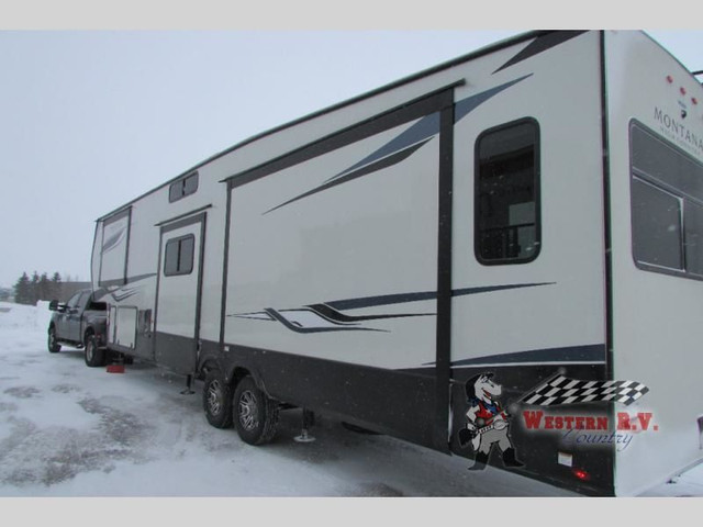 2022 Keystone RV Montana High Country 385BR in Travel Trailers & Campers in Red Deer - Image 4