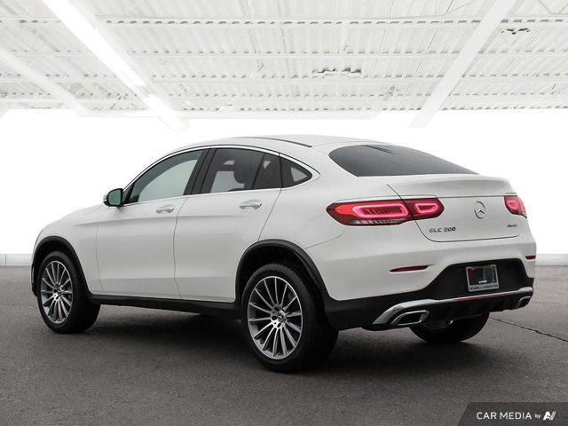 2022 Mercedes-Benz GLC GLC 300 | Tech Package | Sport Package in Cars & Trucks in Hamilton - Image 3