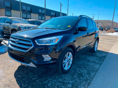 2017 Ford Escape SE *LOW KM's*Heated Leather Seats*