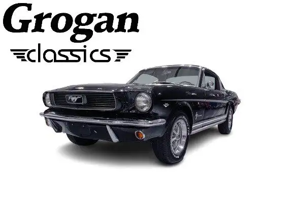 1966 Ford Mustang 2+2 Fastback in Classic Cars in London - Image 2