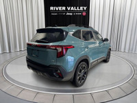ALLOY WHEELS, POWER LIFTGATE, HEATED FRONT SEATS, HEATED REAR SEATS, NAVIGATION SYSTEM, PANIC ALARM,... (image 6)