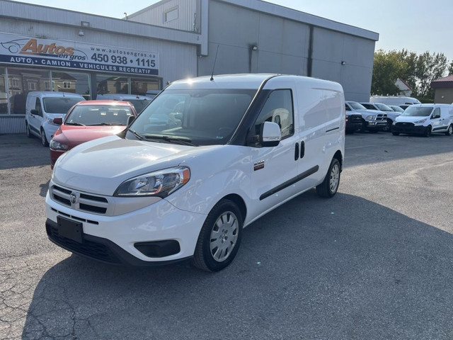 2018 Ram ProMaster City fourgonnette utilitaire SLT in Cars & Trucks in Laval / North Shore