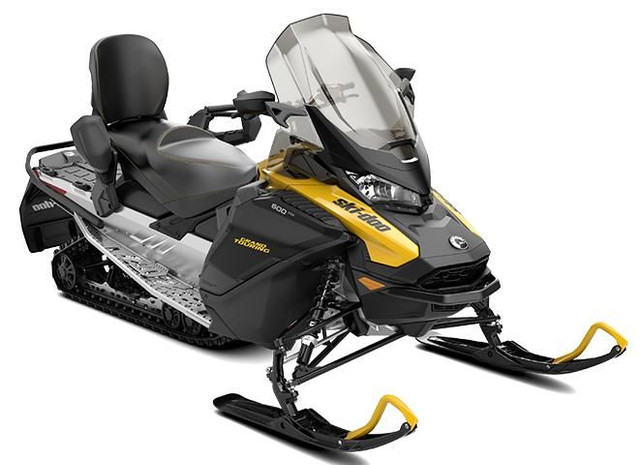 2023 Ski-Doo Grand Touring Sport 600 ACE Silent Track II 1.25''  in Snowmobiles in Laval / North Shore