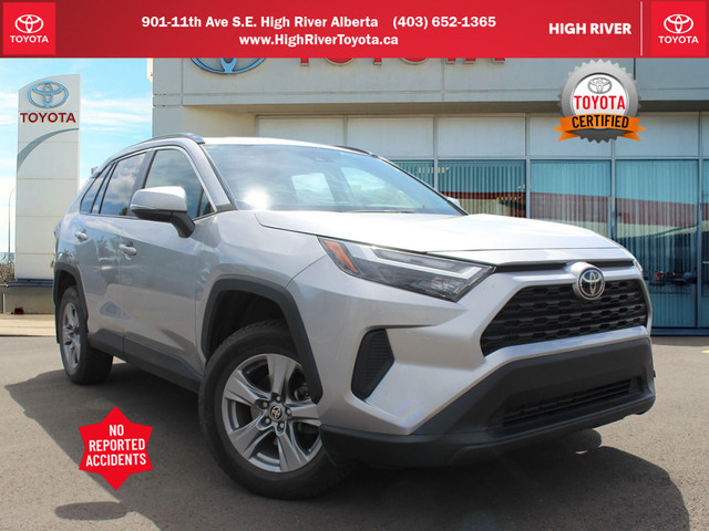2022 Toyota RAV4 XLE AWD for sale in Cars & Trucks in Calgary - Image 2