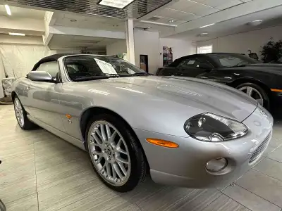 ALL TRADES WELCOME!! OPERATING BY APPOINTMENT 2006 JAGUAR XKR!! Gorgeous example of the victory lap...