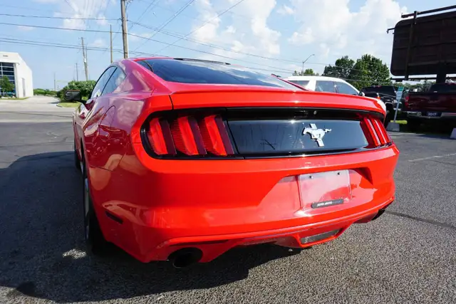 2017 Ford Mustang in Cars & Trucks in Oakville / Halton Region - Image 6