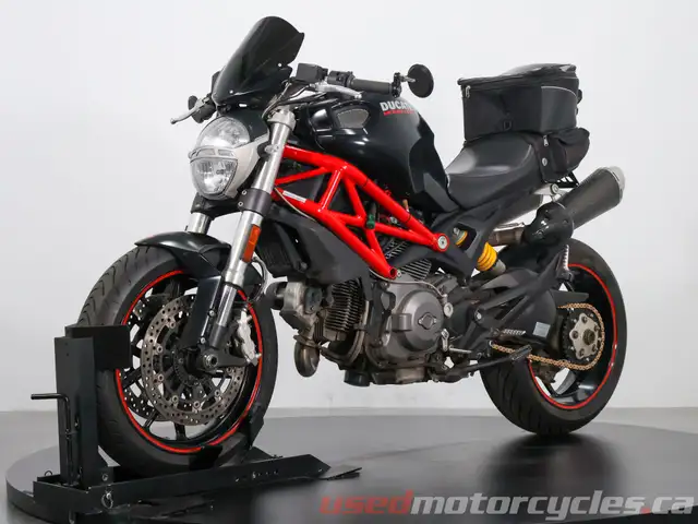 2012 Ducati Monster 796 in Street, Cruisers & Choppers in Kelowna - Image 8