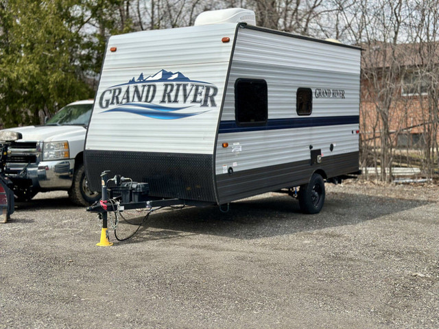 2021 Gulfstream Grand River 18BH Sleeps 4 Adults in Cars & Trucks in Mississauga / Peel Region