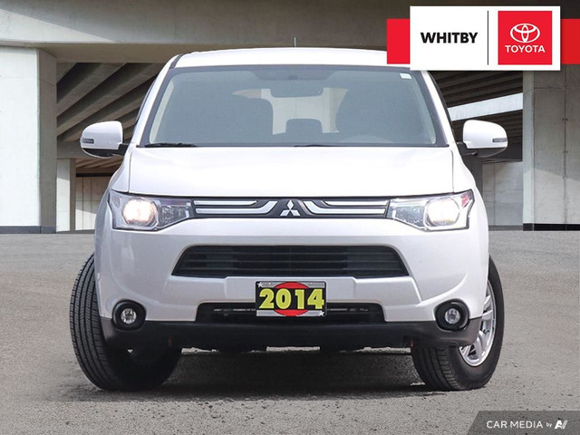 2014 Mitsubishi Outlander SE AWD 3.0L / Good kilometers / Sellin in Cars & Trucks in Oshawa / Durham Region - Image 2