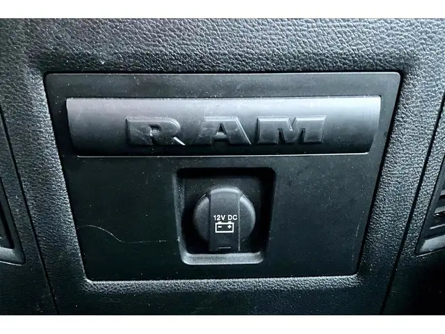 2022 Ram 1500 Classic Warlock Crew V8 | All Terrain Pkg | Alpine in Cars & Trucks in Mississauga / Peel Region - Image 24