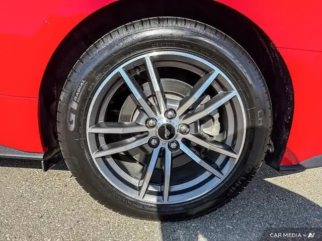 2016 Ford Mustang GT Premium dans Autos et camions dans Ville d’Edmonton - Image 8