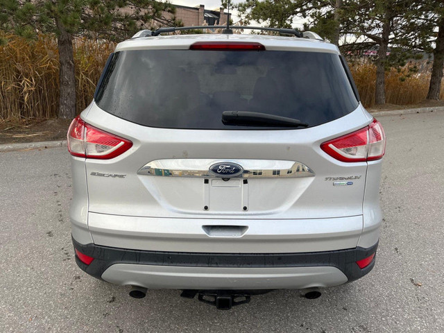 2015 Ford Escape TITANIUM | CLEAN CARPROOF | PANO ROOF | NAVI |  in Cars & Trucks in Oshawa / Durham Region - Image 4
