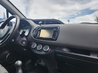 GARANTIE 1 ANS CREDIT DIRECT EN LIGNE AU WWW.AUTO-INTERNET.CA WOW 2015 TOYOTA YARIS TOUT EQUIPE GROU... (image 4)