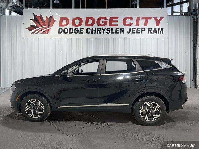 2023 Kia Sportage LX|APPLE CARPLAY|ANDROID AUTO in Cars & Trucks in Saskatoon - Image 2