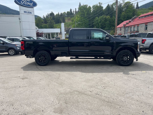2025 Ford Super Duty F-350 SRW LARIAT EMPLOYEE PRICING IS BACK!! in Cars & Trucks in Nelson - Image 2