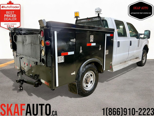 2011 Ford F-350 Super Duty 4X4! SERVICE BOX! ONE OWNER! in Cars & Trucks in Mississauga / Peel Region - Image 4
